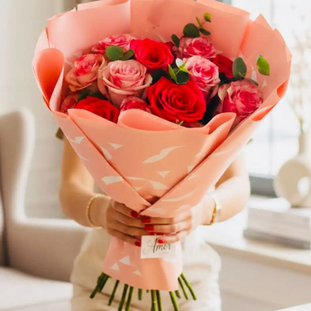İTHAL PEMBE GÜL BUKETİ